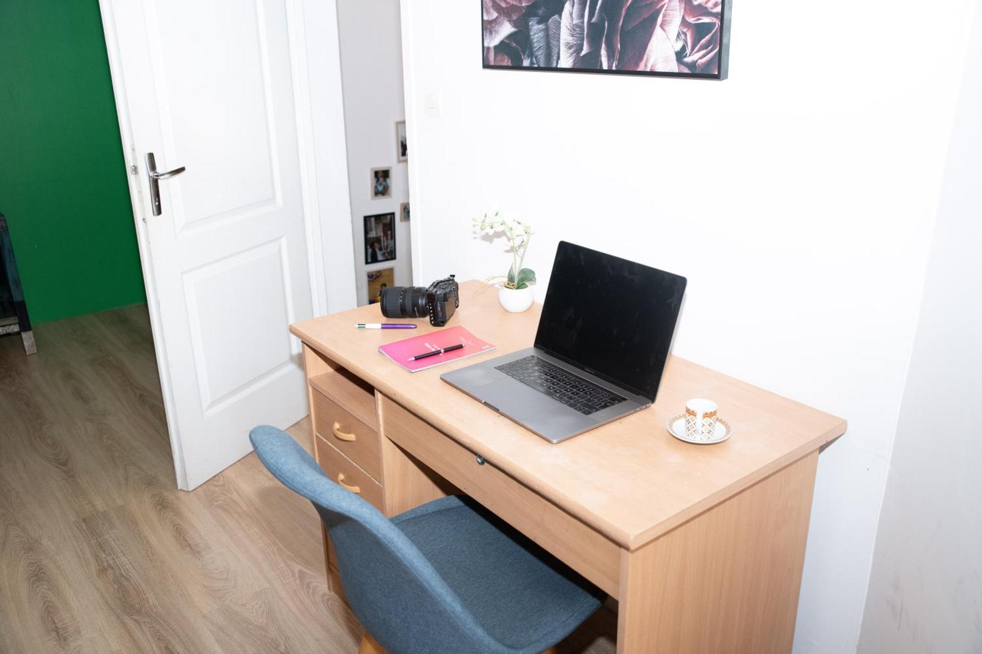 Private Room Montpellier Exterior photo